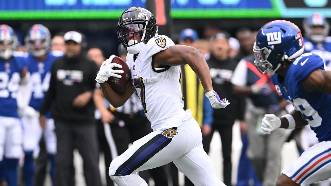 Ravens RB Kenyan Drake scores touchdown vs New York Giants