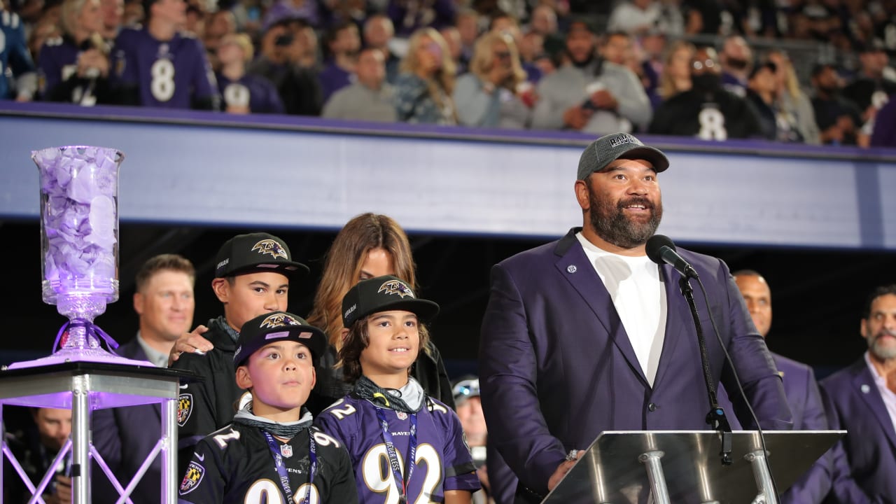 Baltimore Ravens on X: In honor of @Haloti_Ngata92 going into the Ring of  Honor this week, we're giving away his autographed jersey! RT to win! 