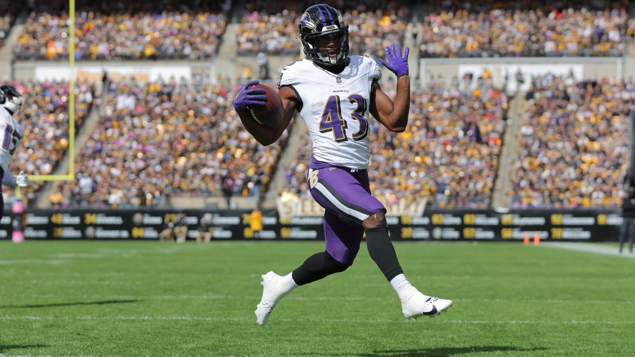 Justice Hill Explodes for Touchdown Run | Ravens-Steelers Highlights