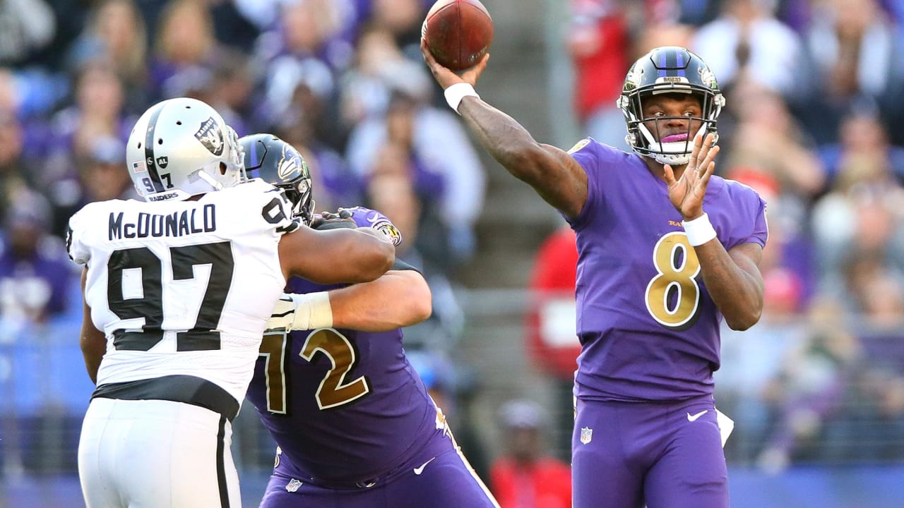 Lamar Jackson has 4 TDs as Ravens roll to 28-3 win over Browns, rookie QB  Dorian Thompson-Robinson - Washington Times