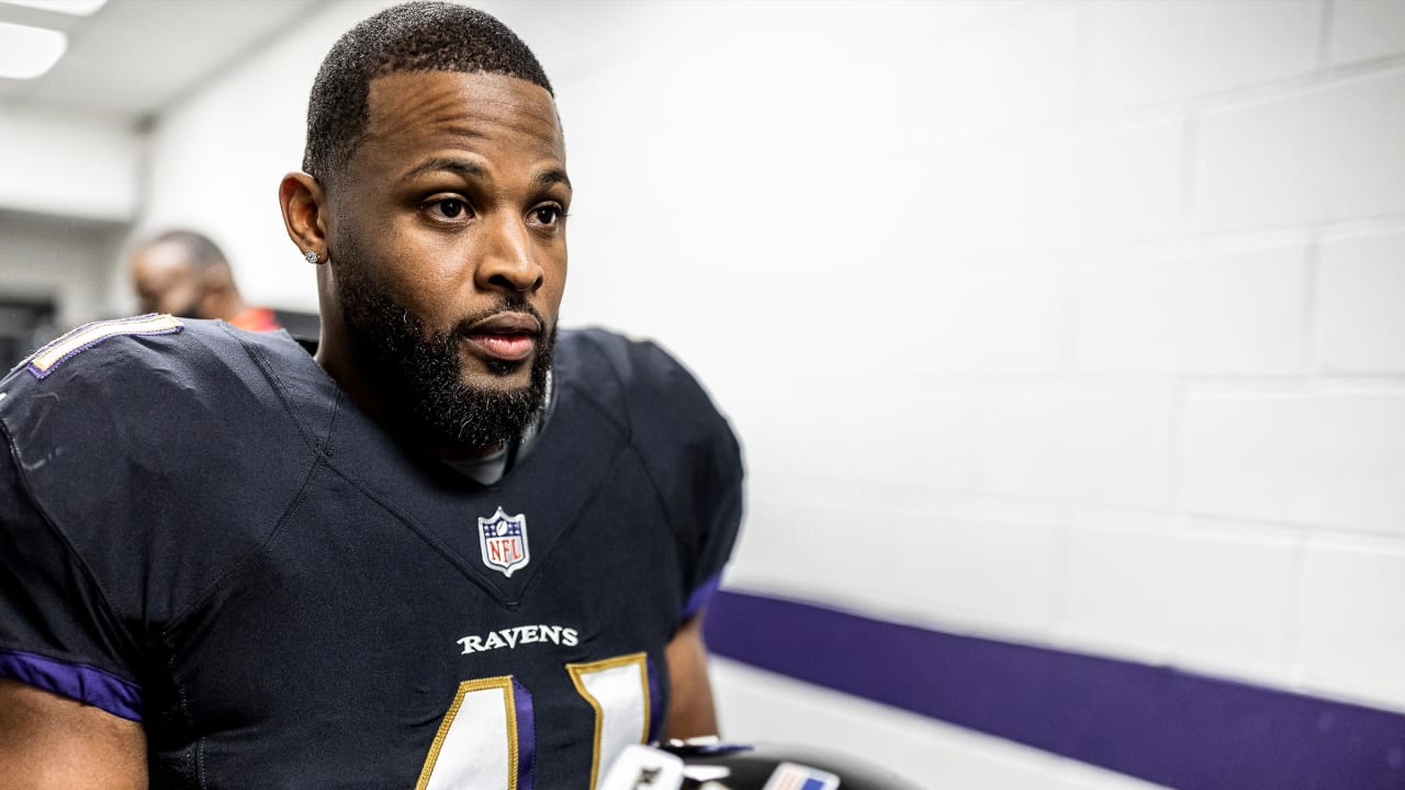 Lewis announces he will retire after Ravens playoff run over