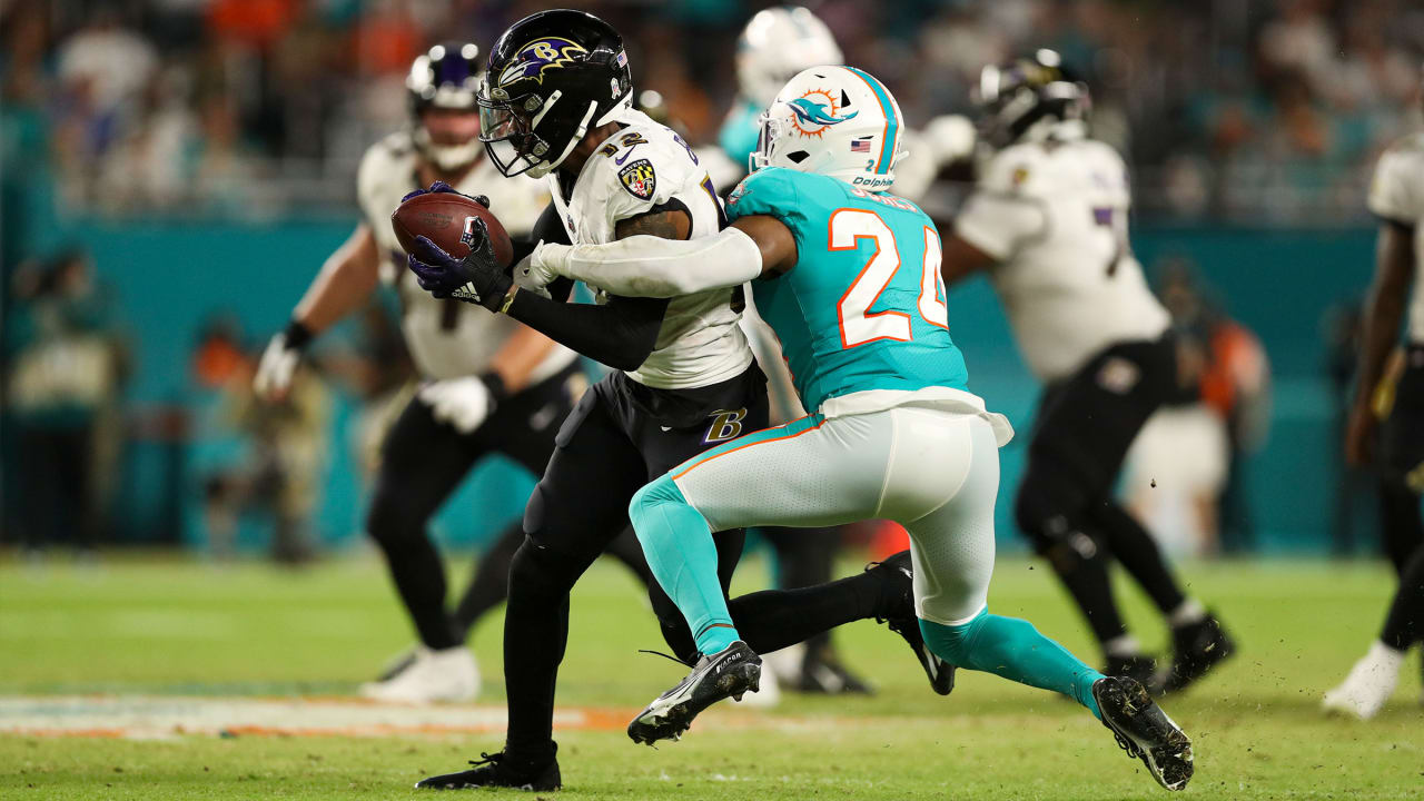 Baltimore Ravens At Miami Dolphins, Week 10, November 11, 2021 ...