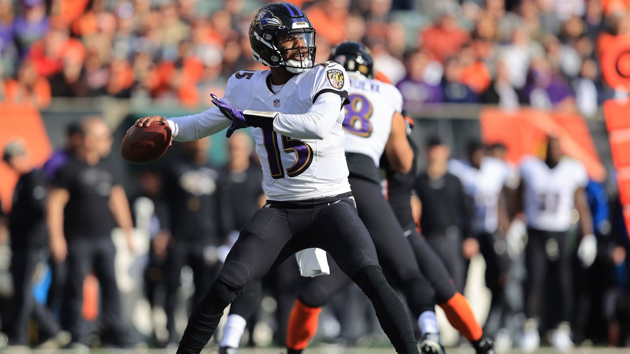 Ravens tender QB Tyler Huntley, release CB Tavon Young one week before  start of free agency 