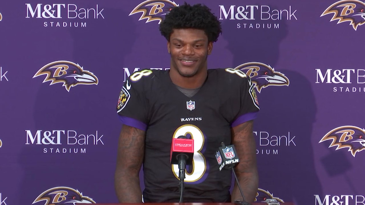 Lamar Jackson announces he will be the cover star of NFL's first VIRTUAL  REALITY game