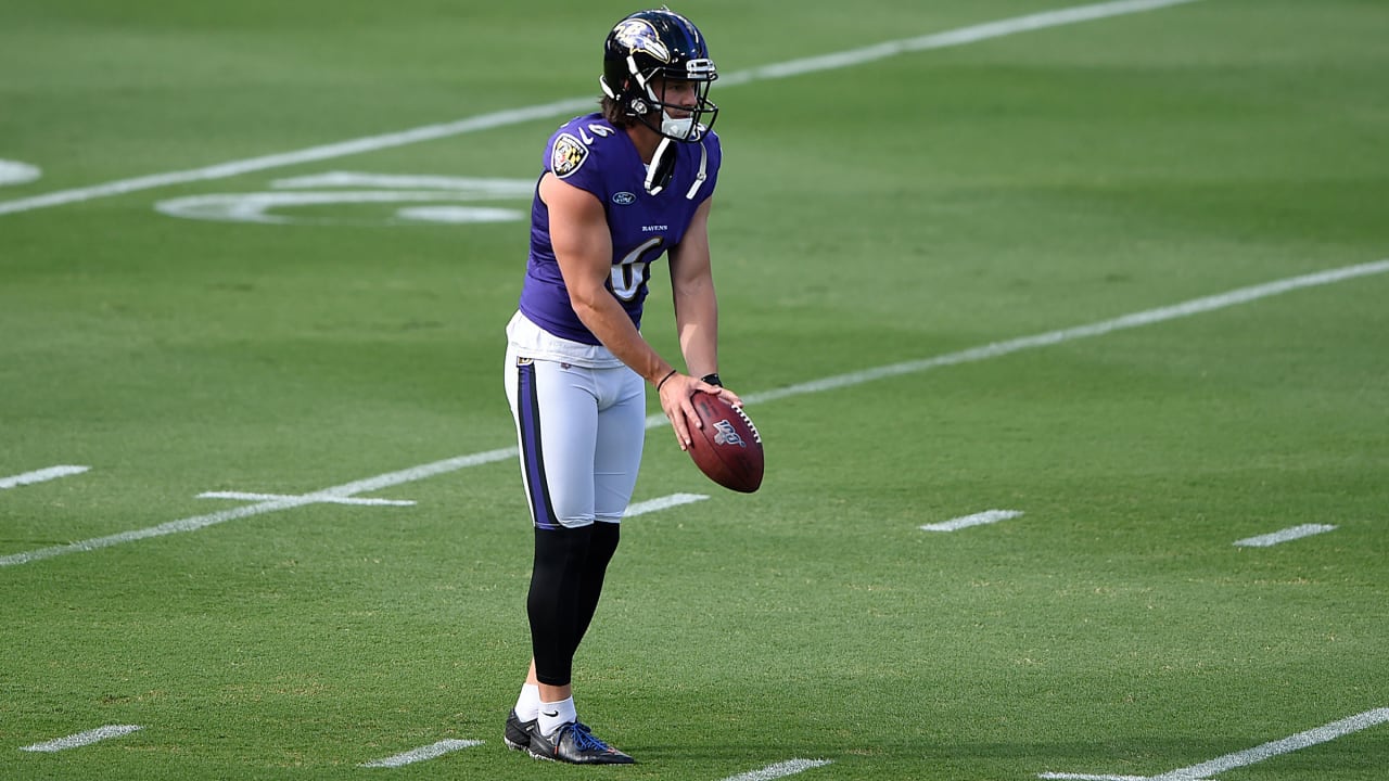 Baltimore Ravens sign punter Johnny Townsend to fill potential