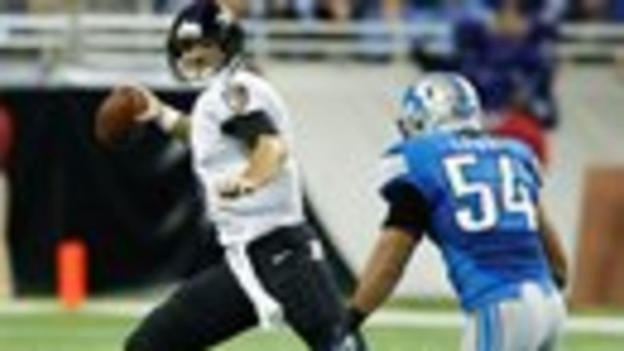 DeAndre Levy Not Fined For Hit On Joe Flacco