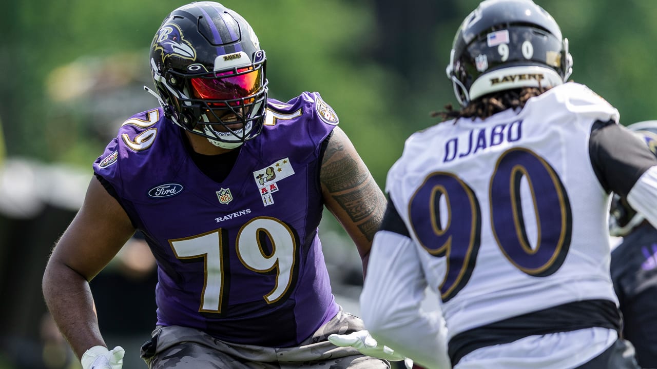 Ravens need a healthy Ronnie Stanley to return to form in 2022