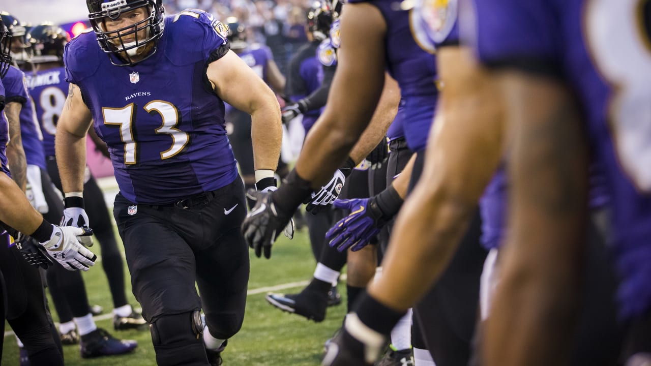 13 September 2010: Baltimore Ravens center Matt Birk (77) during