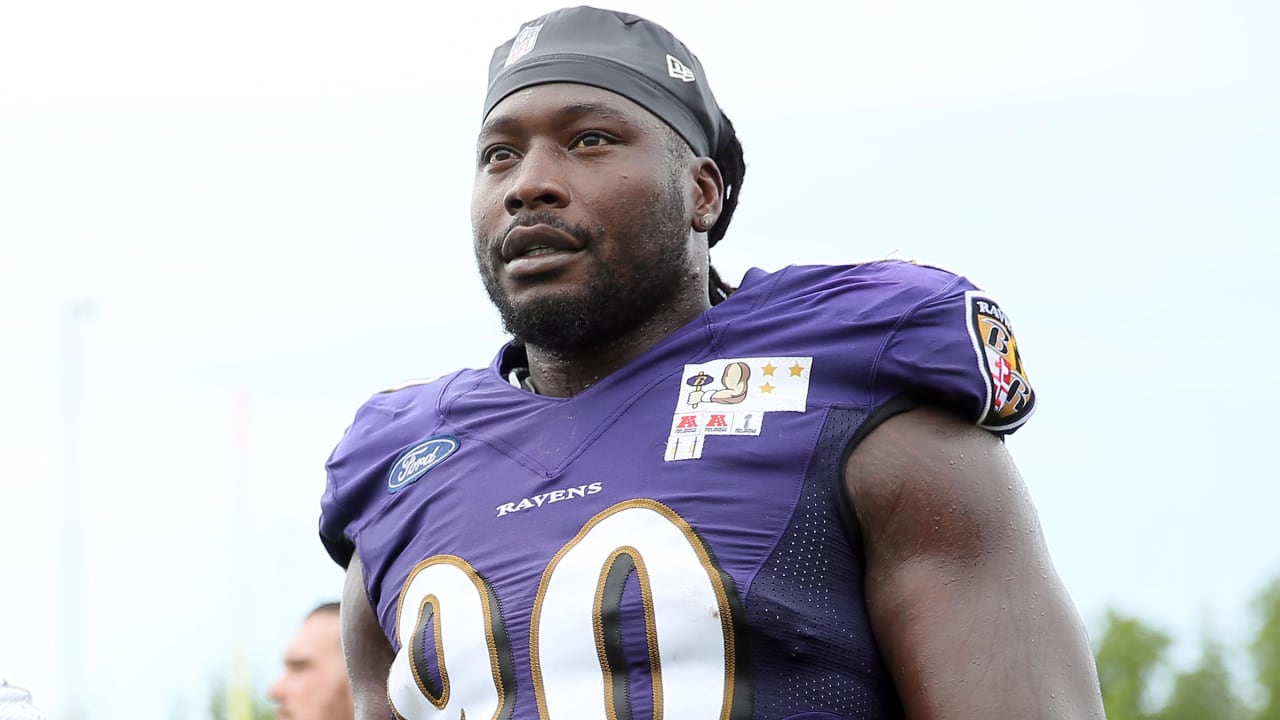 Pernell McPhee Is Acting and Playing Like He Never Left