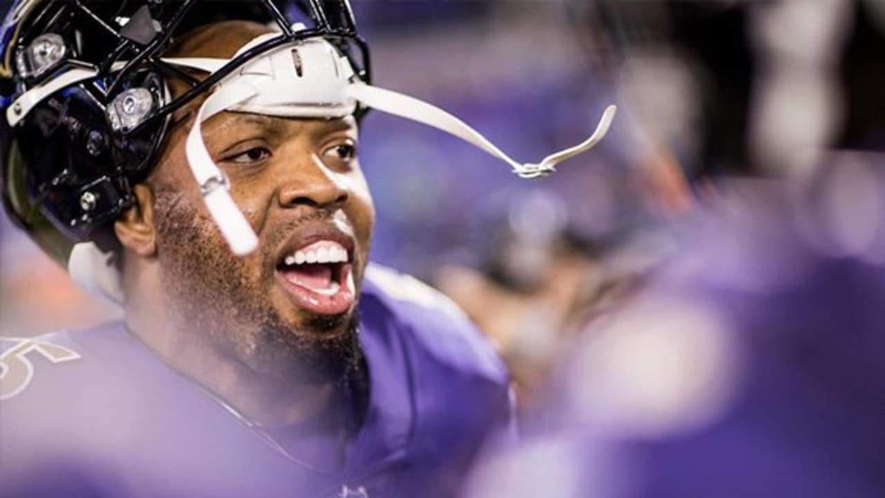 How Terrell Suggs inspired Matthew Judon's long sleeve habit