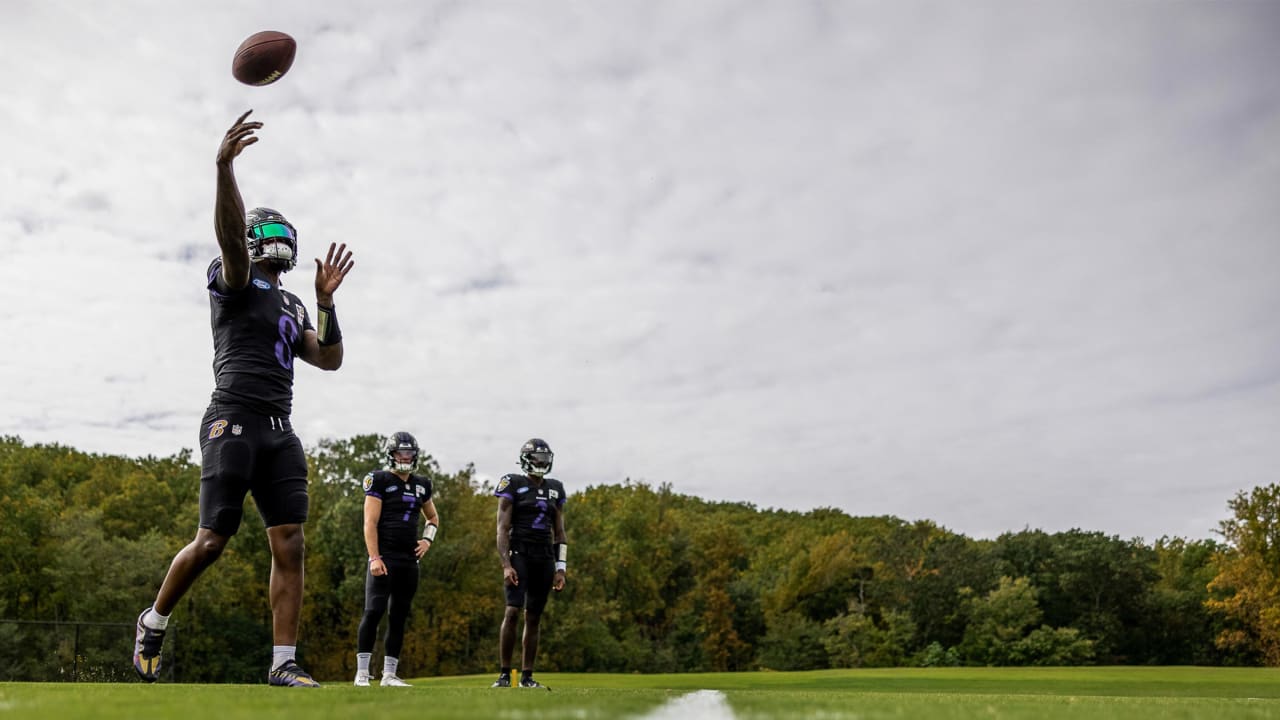 Lamar Jackson misses practice with illness, 'should be fine' to play vs.  Lions - Pride Of Detroit