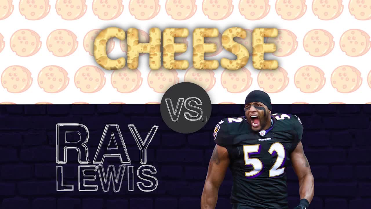 Baltimore Ravens linebacker Ray Lewis (52) jukes to the right to