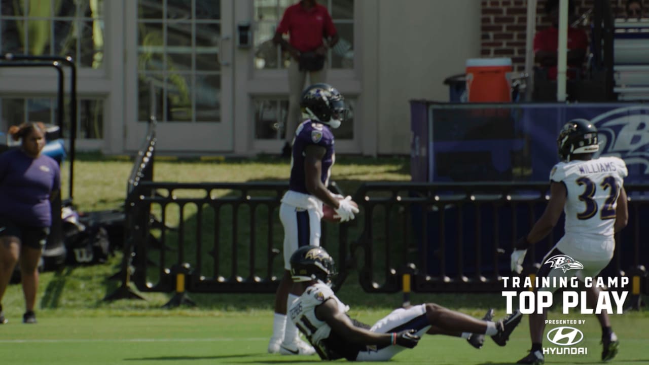 Baltimore Ravens quarterback Lamar Jackson steps up in the pocket to  deliver TD pass to tight end Mark Andrews