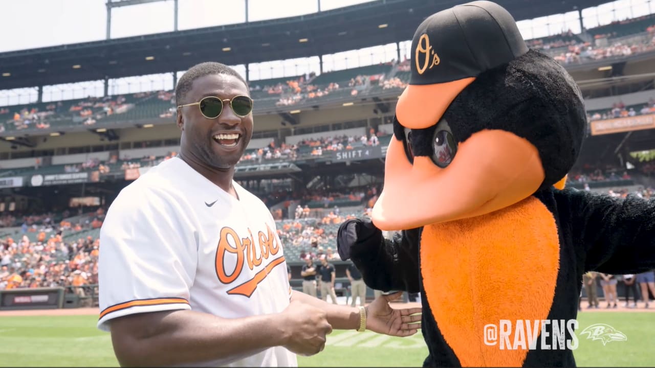 Lamar Jackson Throws Out First Pitch at O's Game