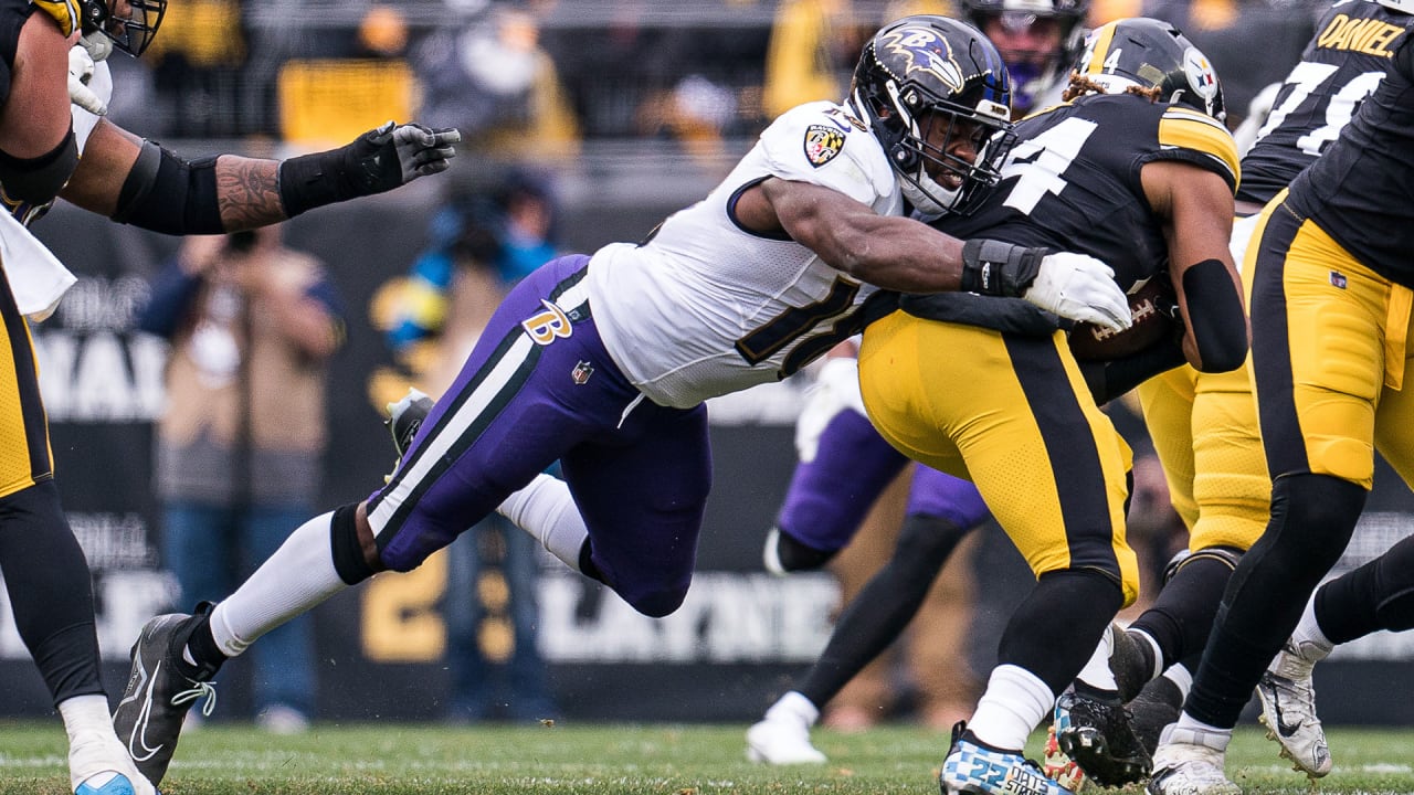 Roquan Smith gets first interception as Raven in Week 14 vs. Steelers