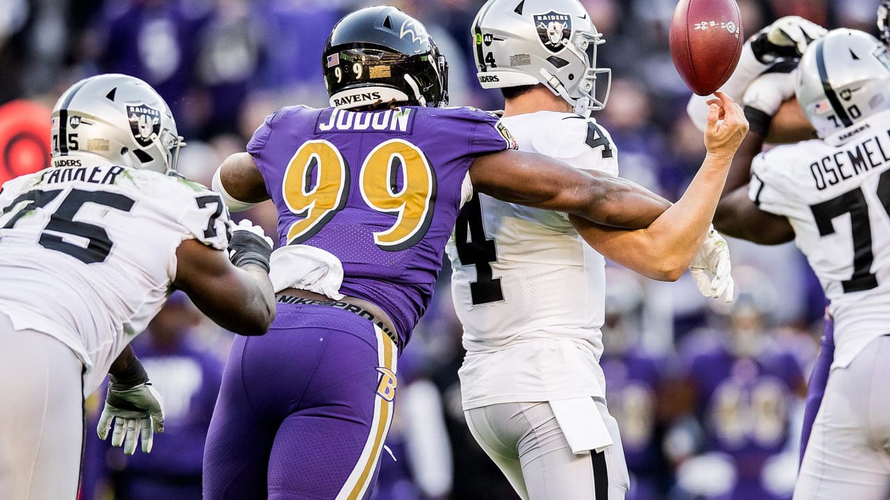 Matthew Judon paying homage to former teammate Terrell Suggs