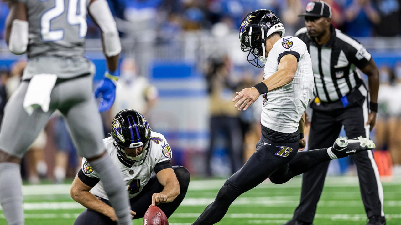 Tucker's 66-yarder sets record, gives Ravens win at Detroit