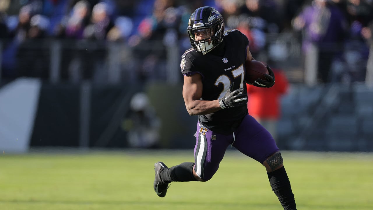 J.K. Dobbins Bounces Outside for 14Yard Run RavensFalcons Highlights