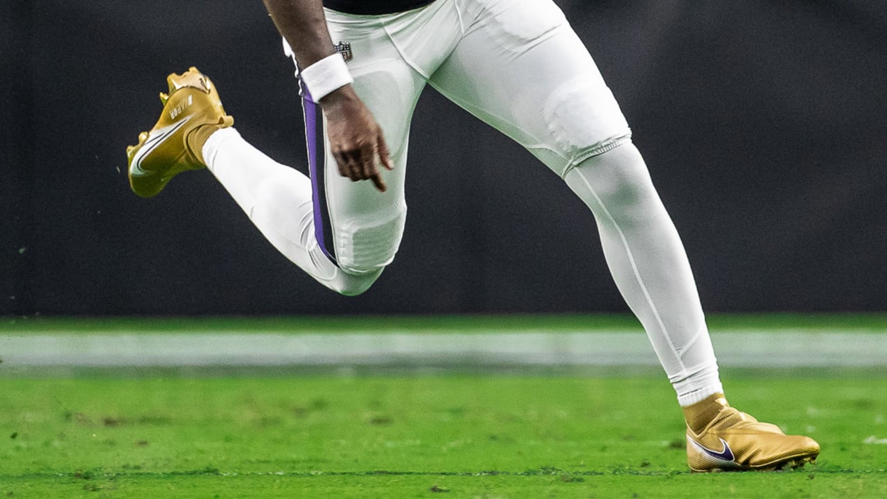 Lamar Jackson Might Stick With His Gold Cleats
