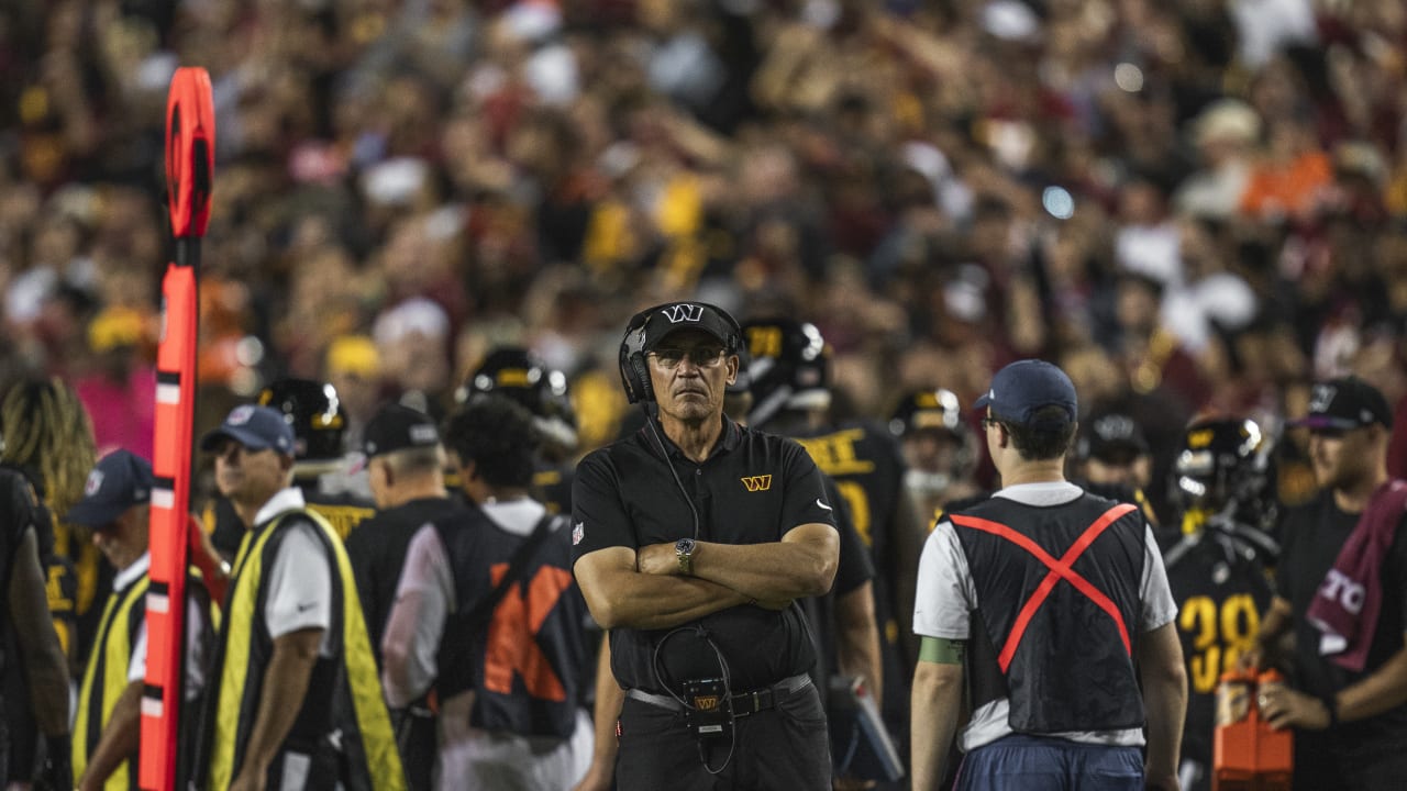 WATCH: Coach Ron Rivera surprises Commanders' four Pro Bowl