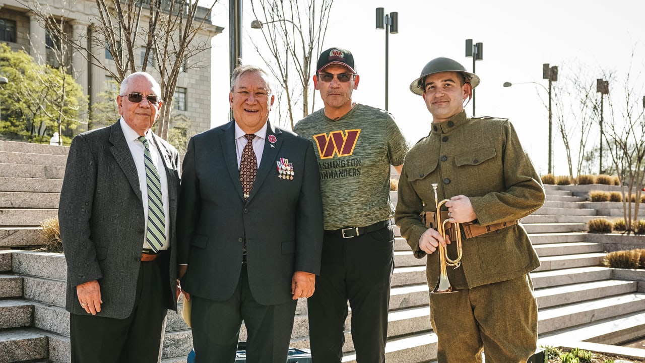 Commanders Head Coach Ron Rivera honored at WWI Memorial for