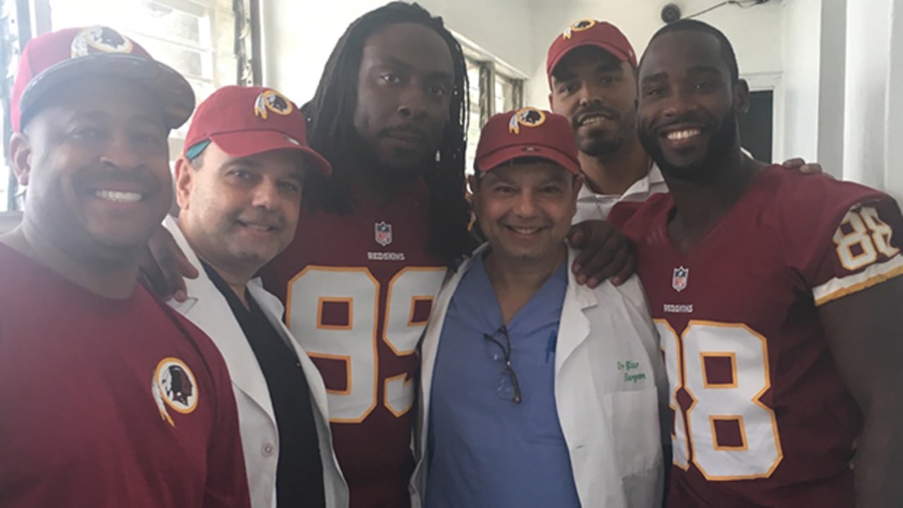 Redskins' Pierre Garcon heads to Haiti on team owner Dan Snyder's private  jet