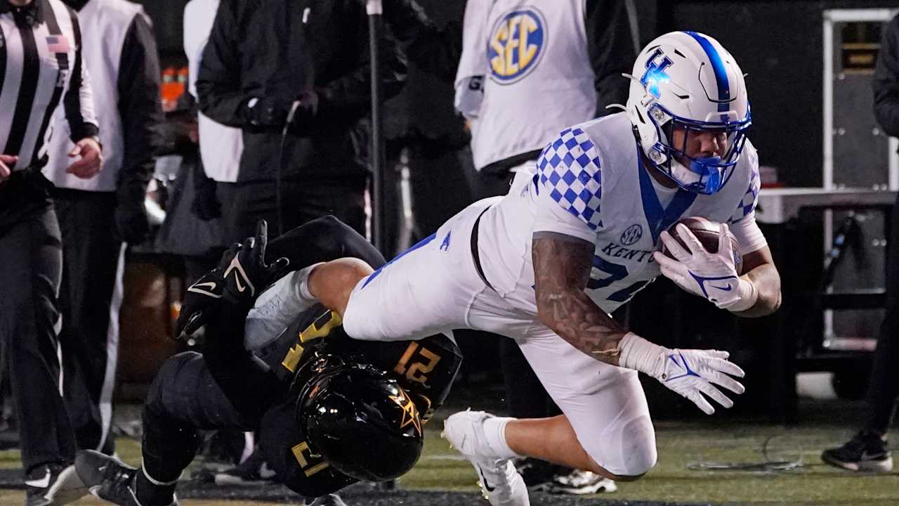 Chris Rodriguez Jr. excited to reunite with Antonio Gibson