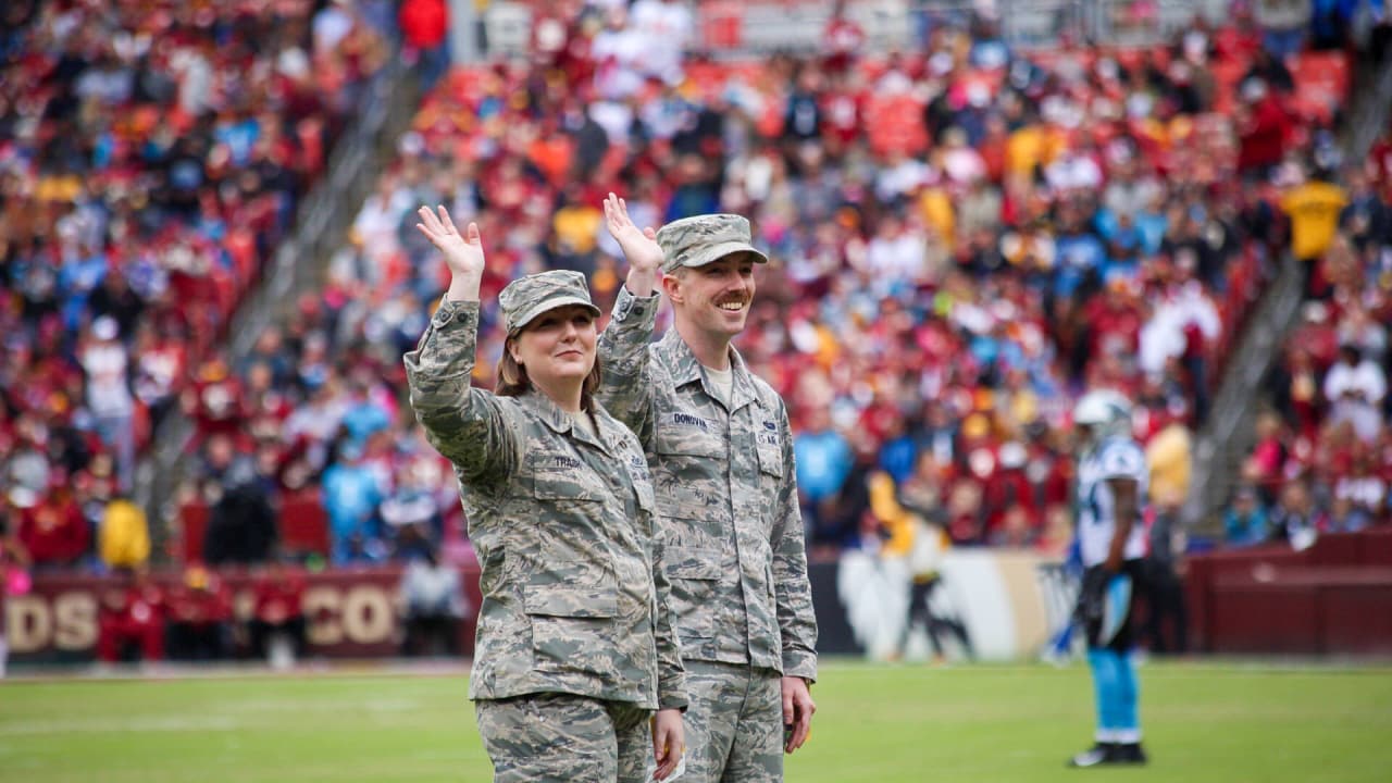 USAA, Redskins salute Service members > Joint Base Langley-Eustis