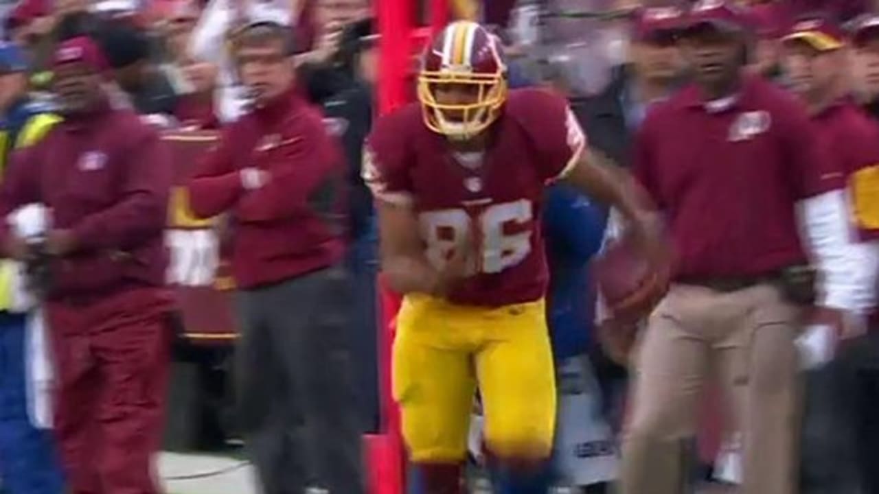 WATCH: Kirk Cousins Finds Jordan Reed For 26 yards