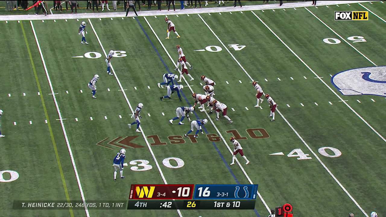 Can'tMiss Play McLaurin Mosses Gilmore to snag Heinicke's 33yard