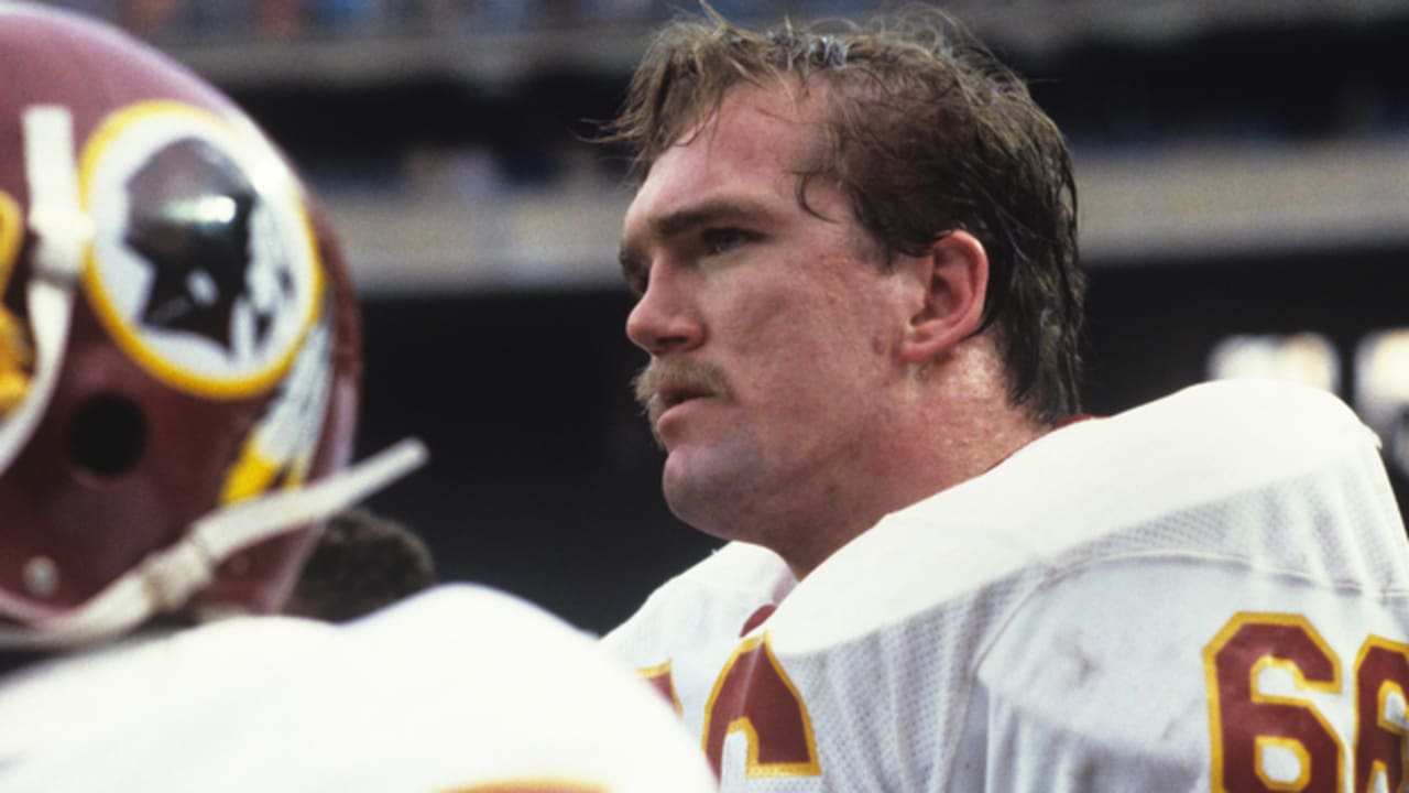 John Riggins (44) of the Washington Redskins goes in for a score in first  half action against the Dallas Cowboys at RFK Stadium in Washington, Jan.  22, 1983 for the NFC Championship.