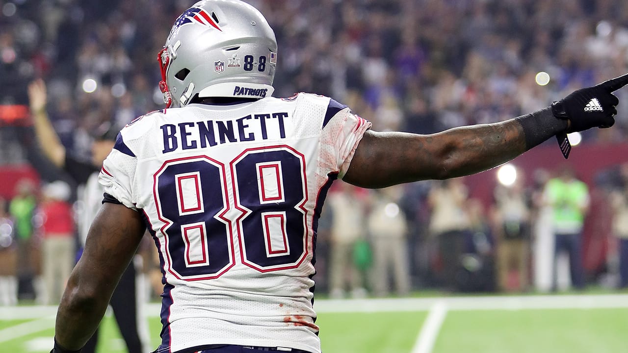 New England Patriots react to Martellus Bennett signing: 'It's going to be  fun' 