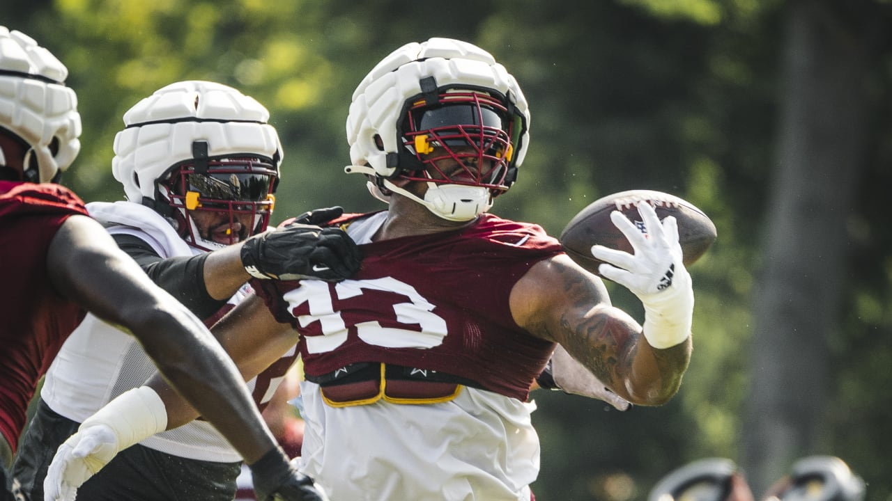 Pictures, videos, news, and notes from the Washington Commanders Training  Camp practice at FedEx Field - Hogs Haven