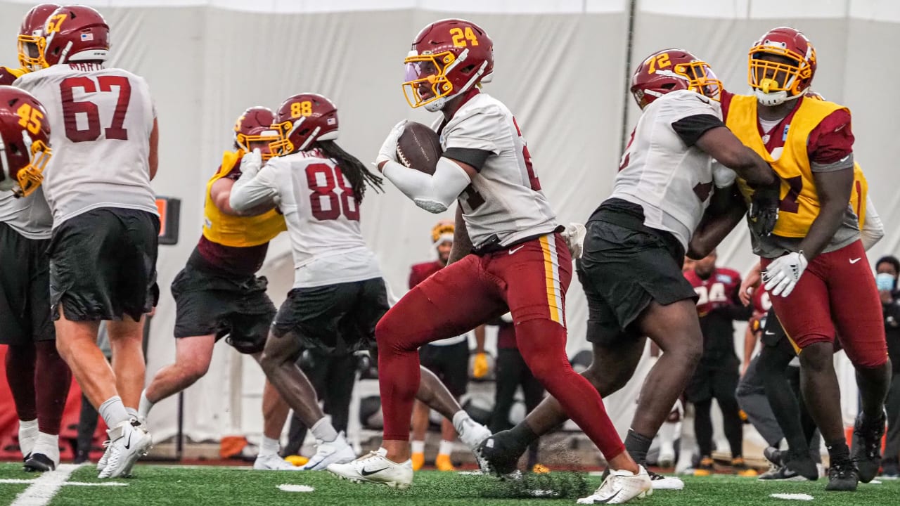 WFT's Antonio Gibson (shin) limited in practice - National Football Post