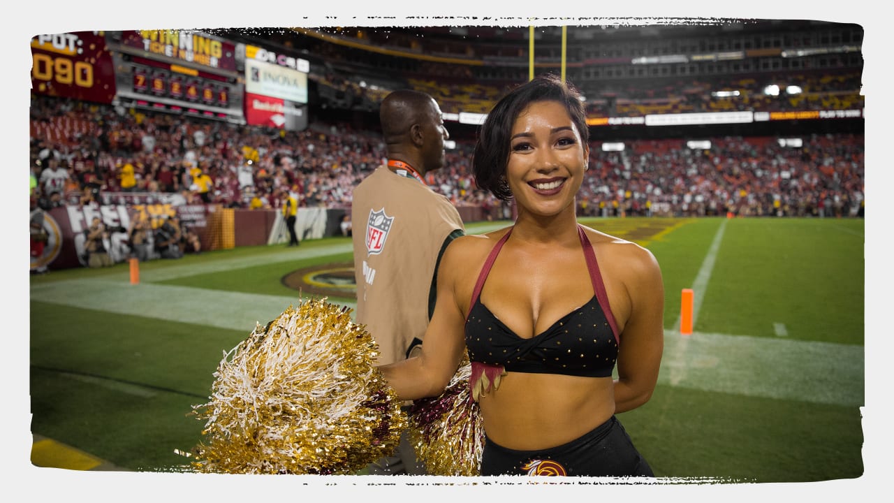 First Ladies of Football (Cheerleaders)