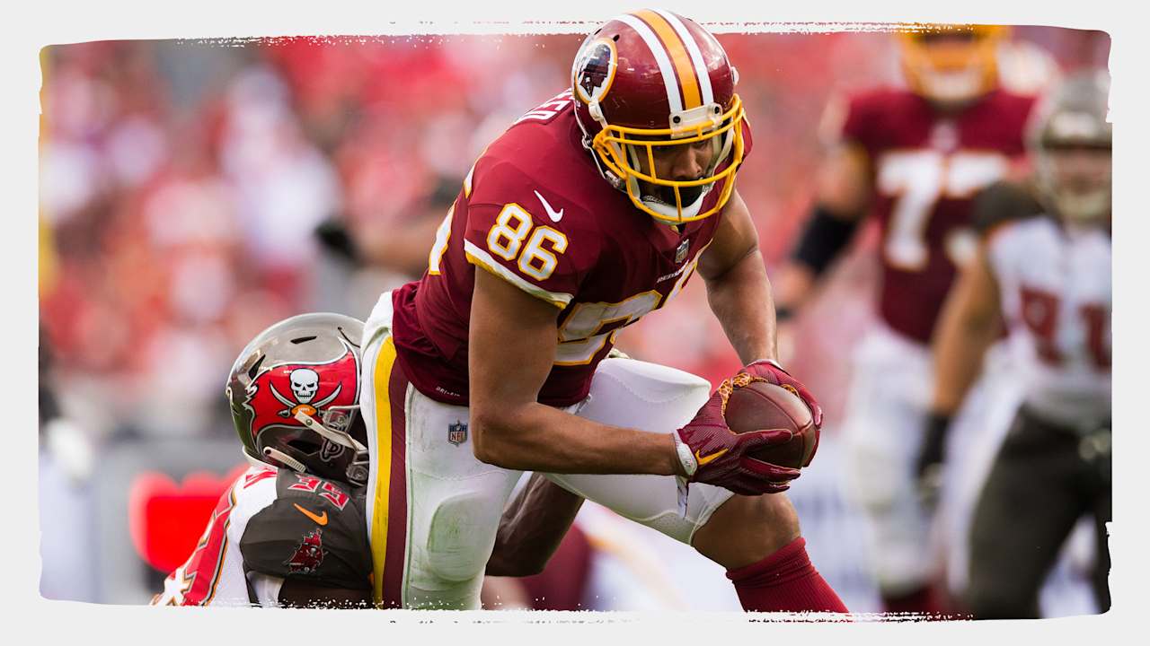 Redskins tight end breaks ground in blog