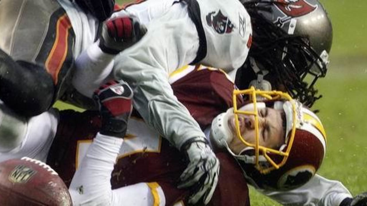 Officials Miss Blatant Helmet-To-Helmet Hit In Redskins-Cowboys