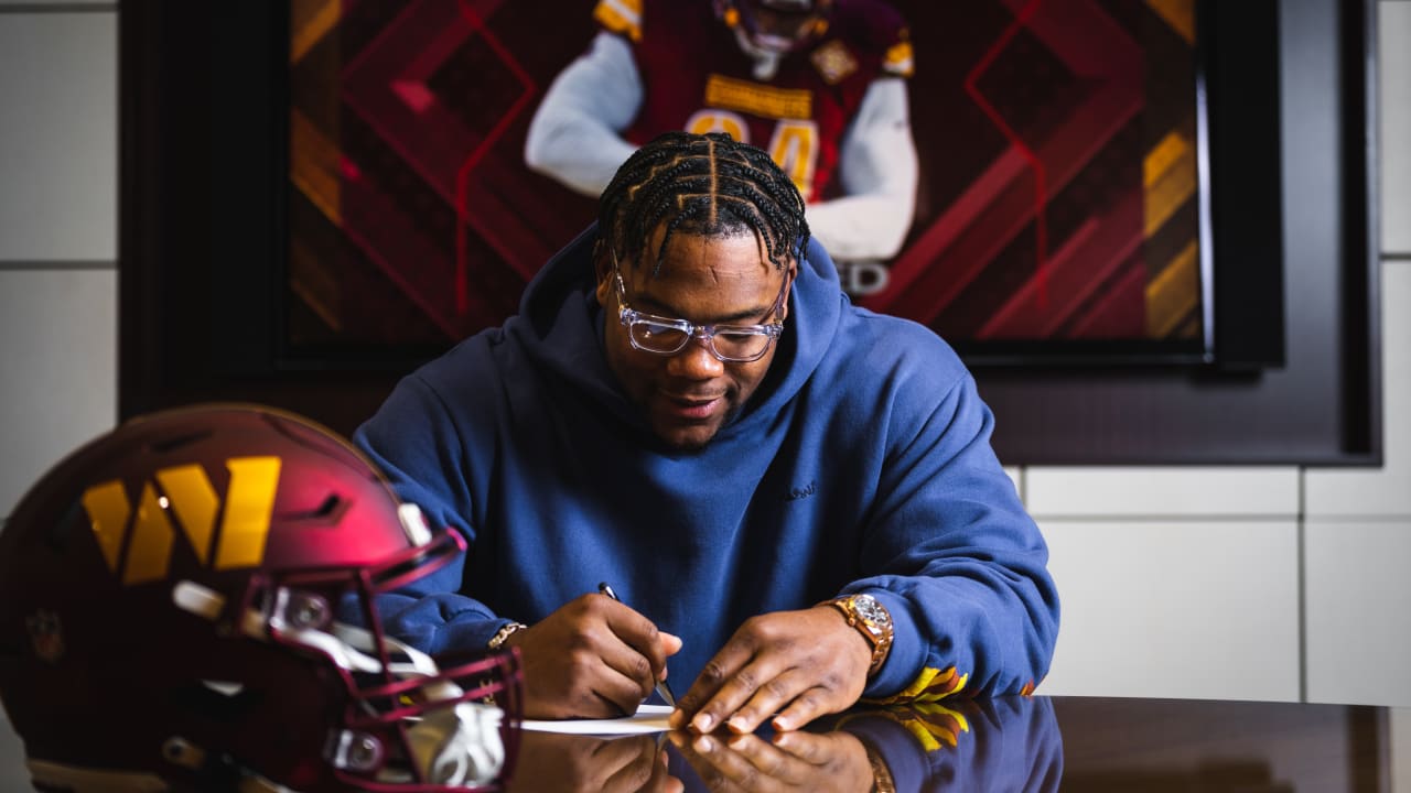 Daron Payne Signs Contract With Washington Commanders