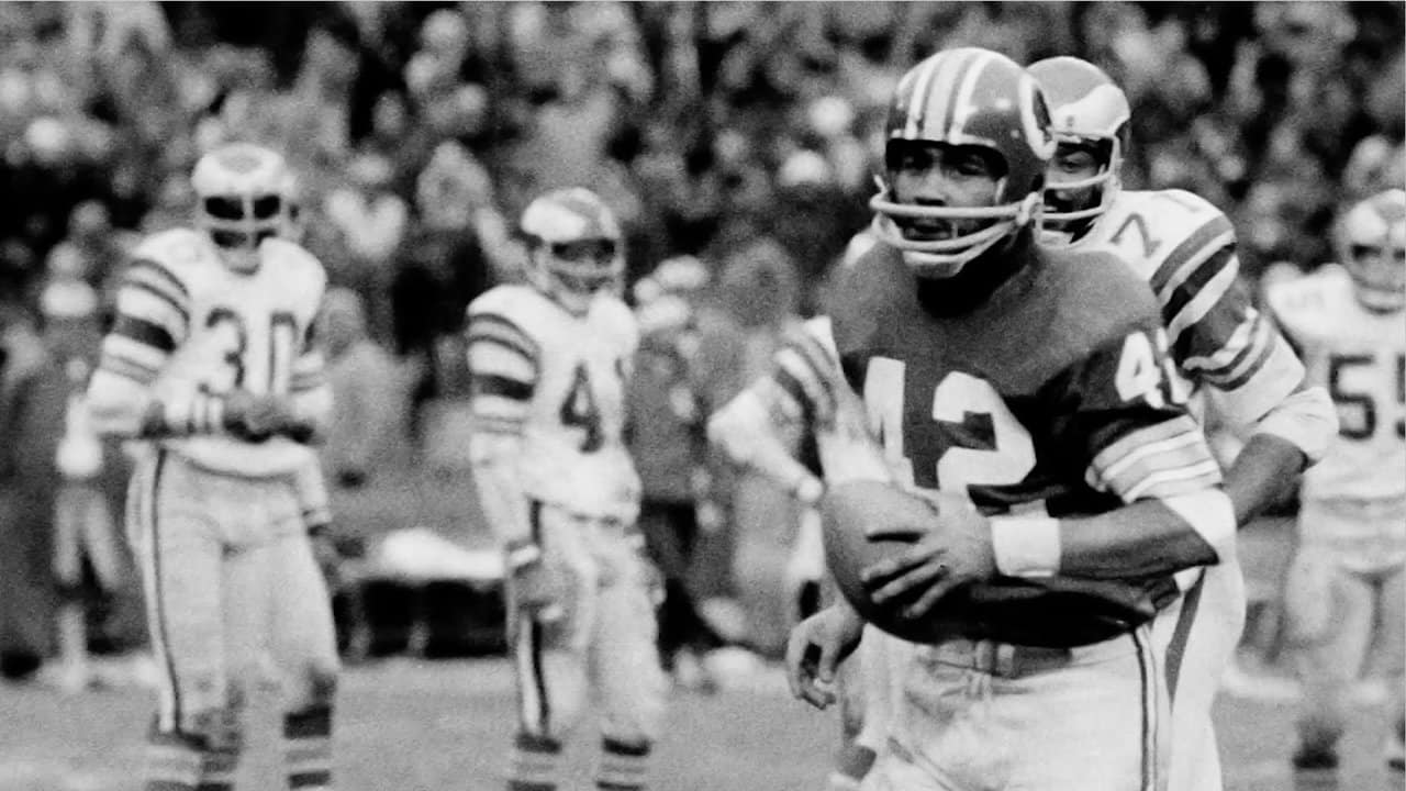 85 Years Of Redskins History: Charles Taylor Becomes NFL Reception Leader