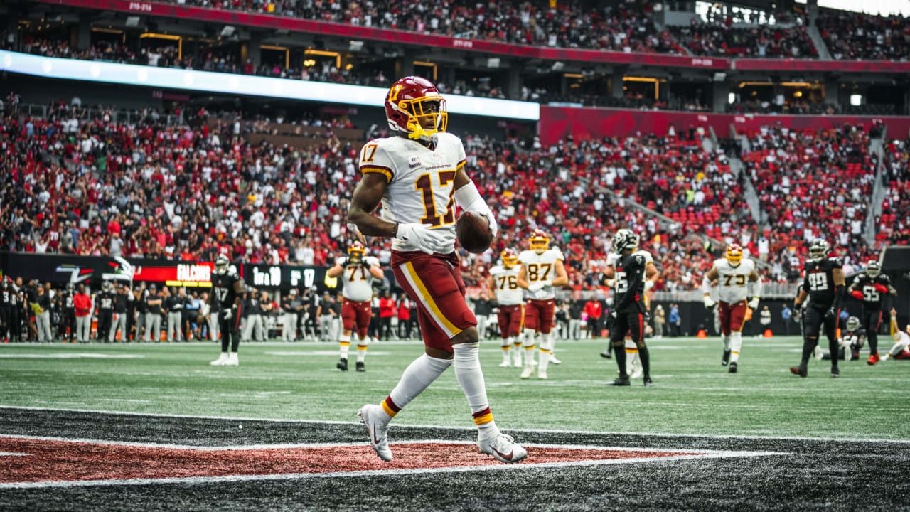 WATCH: Washington Commanders QB Taylor Heinicke Finds WR Terry McLaurin For  TD - Sports Illustrated Washington Football News, Analysis and More