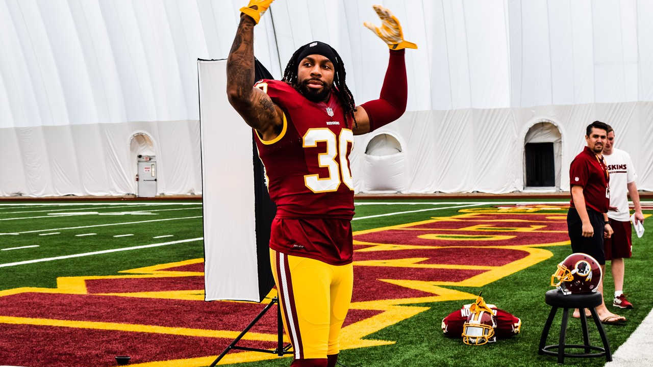 Behind The Scenes 2016 Photo Shoot: David Bruton Jr.