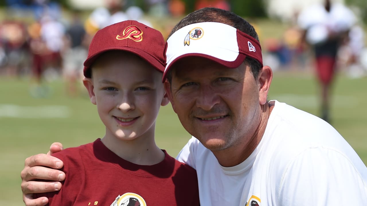 Washington Redskins defensive coordinator Joe Barry focused on