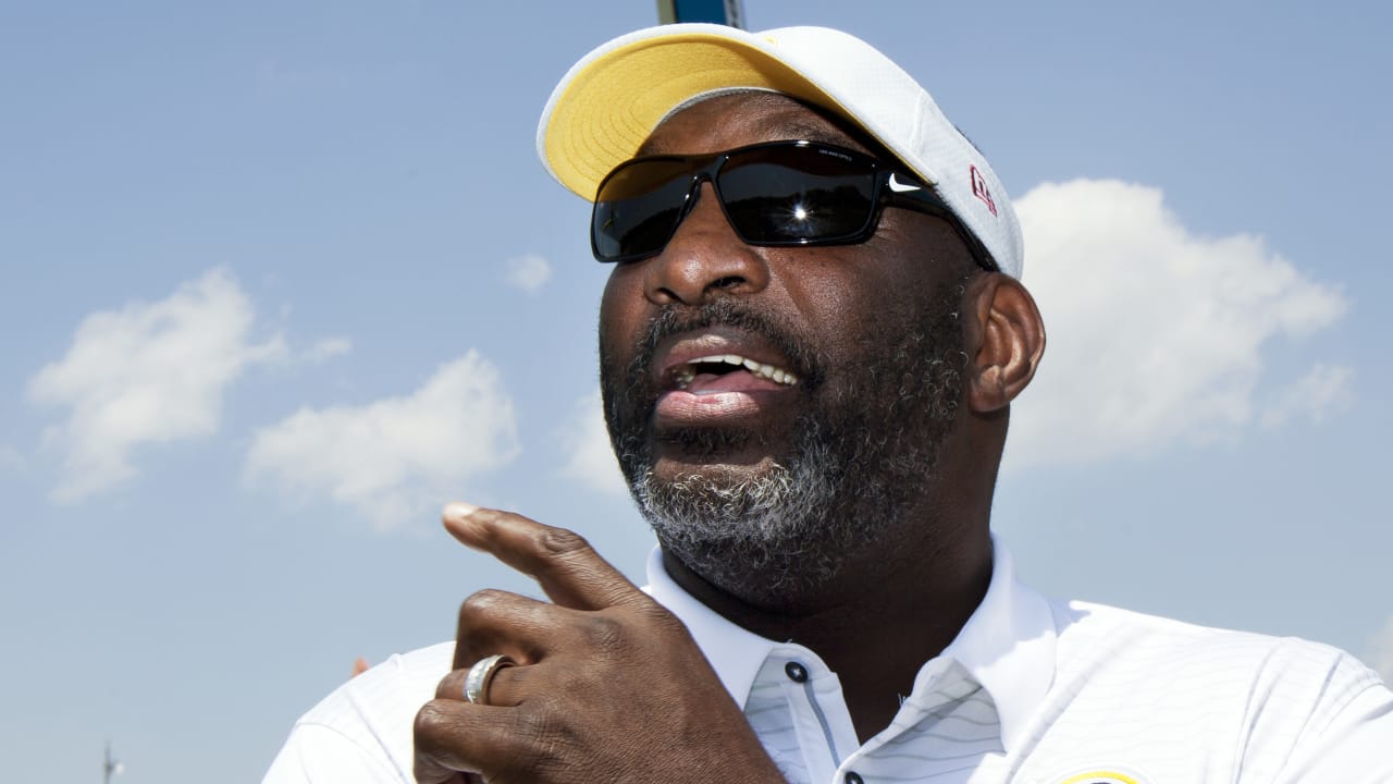 The Life And Career Of Doug Williams (Story)