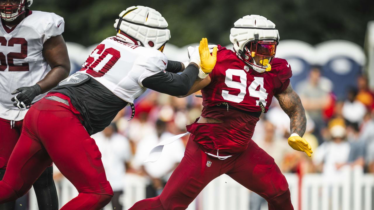 Lions training camp notebook: Defense wins over the fans on Day 4