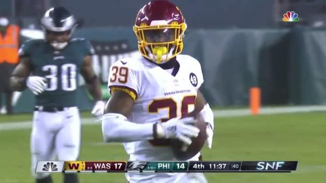 Jeremy Reeves Hauls In Nate Sudfeld's Errant Deep Ball For INT
