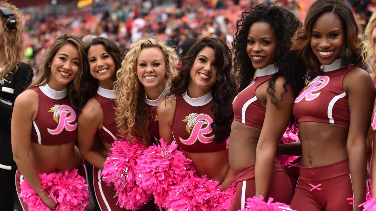 PHOTOS: First Ladies Cheer On A Victory!