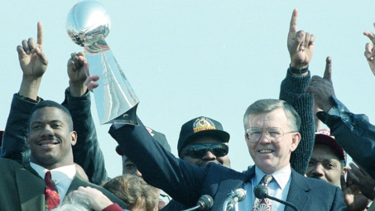 Rewarding Moments In Redskins History: Washington Hoists Third Lombardi  Trophy