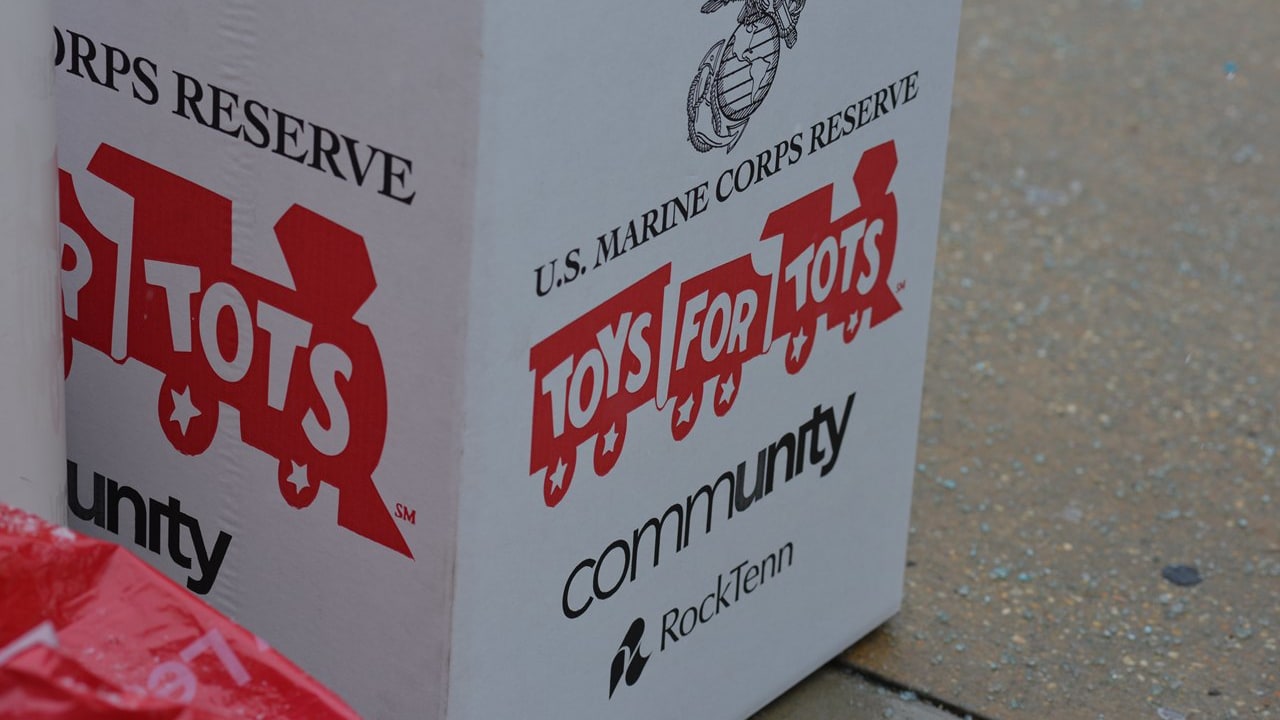 DVIDS - Images - Toys for Tots and Washington Commanders