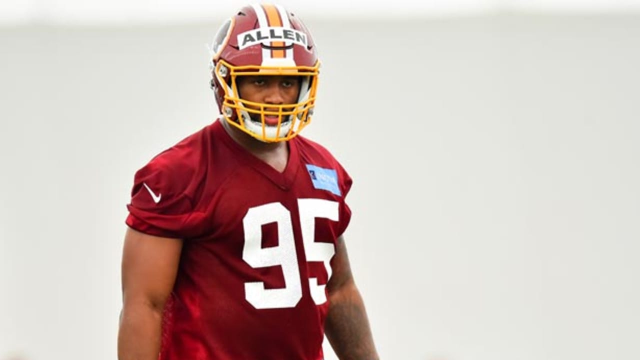 Jonathan Allen clearly isn't a fan of NFL's mandated safety helmets