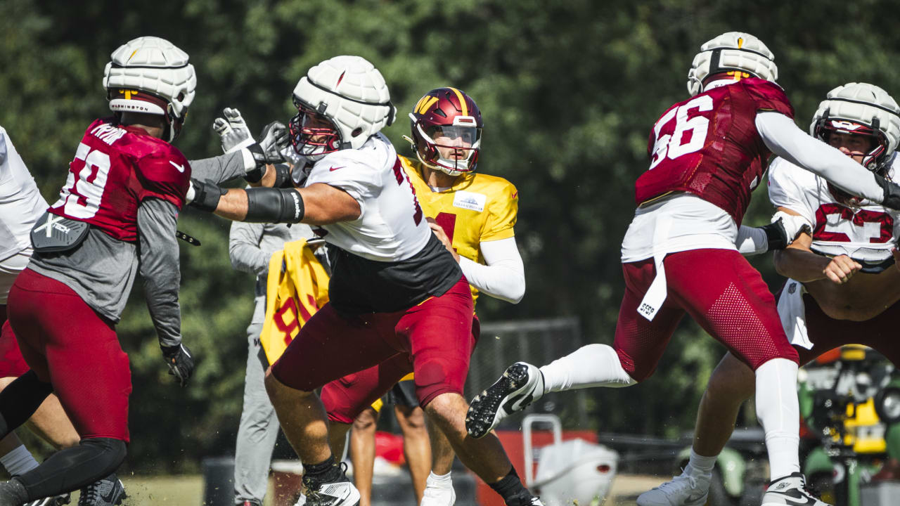 Pictures, videos, news, and notes from the Washington Commanders Training  Camp practice at FedEx Field - Hogs Haven